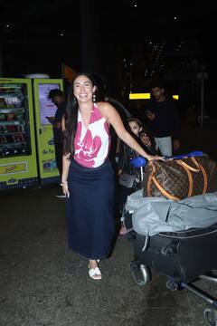 सीक्रेट शादी के बाद पहली बार एयरपोर्ट पर स्पॉट हुईं ABCD फेम लॉरेन गॉटलिब, स्टाइलिश लुक में एक्ट्रेस ने फ्लॉन्ट की वेडिंग रिंग