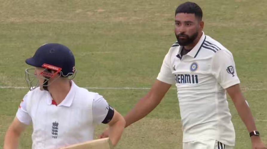 India vs England: ਇਸ ਖਿਡਾਰੀ ਨਾਲ ਮੈਦਾਨ 'ਤੇ ਭਿੜੇ ਮੁਹੰਮਦ ਸਿਰਾਜ, ਇੰਟਰਨੈੱਟ 'ਤੇ ਵੀਡੀਓ ਵਾਈਰਲ; ਨਵਜੋਤ ਸਿੰਘ ਸਿੱਧੂ ਬੋਲੇ... Mohammed-siraj-and-harry-brook-verbal-fight-during-india-vs-england-1st-test video goes viral India vs England: ਇਸ ਖਿਡਾਰੀ ਨਾਲ ਮੈਦਾਨ 'ਤੇ ਭਿੜੇ ਮੁਹੰਮਦ ਸਿਰਾਜ, ਇੰਟਰਨੈੱਟ 'ਤੇ ਵੀਡੀਓ ਵਾਈਰਲ; ਨਵਜੋਤ ਸਿੰਘ ਸਿੱਧੂ ਬੋਲੇ...