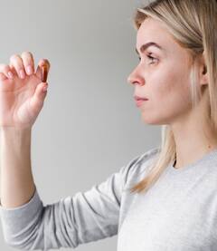 ਵਿਟਾਮਿਨ-ਡੀ ਦੀ ਕਮੀ ਦੇ ਚਮੜੀ 'ਤੇ ਨਜ਼ਰ ਆਉਣ ਵਾਲੇ ਲੱਛਣ: ਨਾ ਕਰੋ ਅਣਡਿੱਠਾ, ਸਰੀਰ ਦੇ ਸੰਕੇਤਾਂ ਨੂੰ ਸਮਝੋ