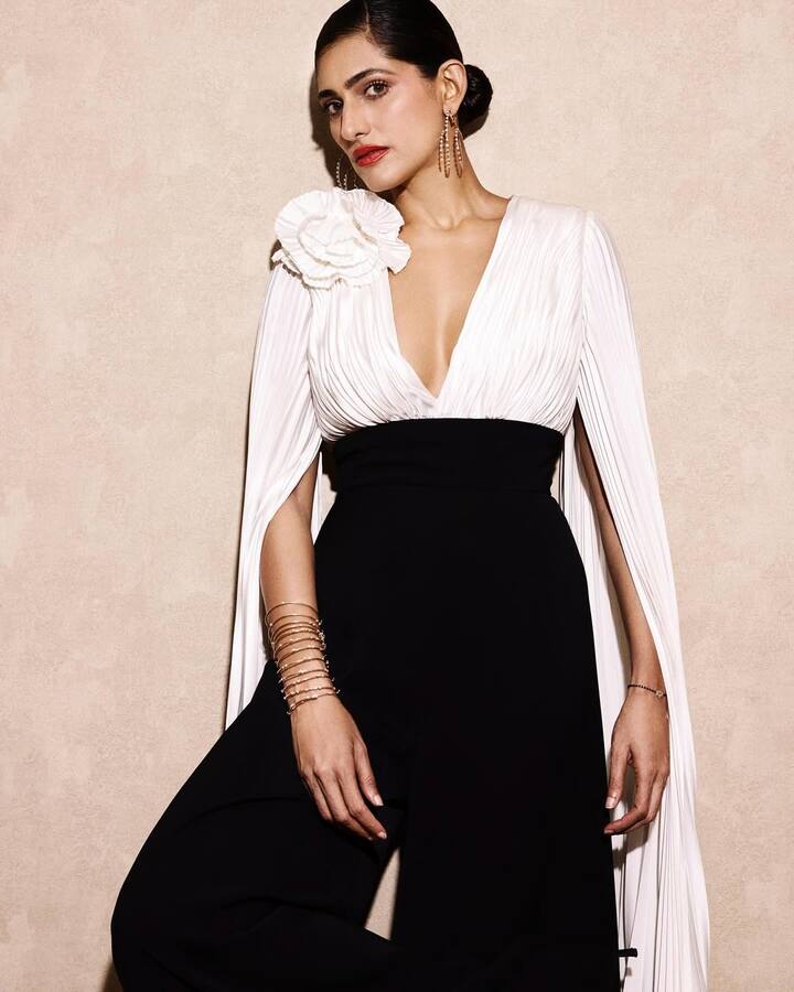 एक्ट्रेस ने कहा कि उस वक्त मैं खुद को अंदर से खोखला महसूस करती थी. वो ये सोच नहीं पा रही थीं कि अबॉर्शन के बिना वो उसके साथ जी पाएंगी या नहीं.