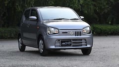 Popular Cars in Pakistan: भारत में हैं बेहद सस्ती लेकिन पाकिस्तान में पाई-पाई बचाकर लोग खरीदते हैं ये कारें, जानें