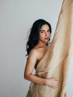 Ruhani Sharma Photo: રૂહાની શર્માએ બોલ્ડનેસની તમામ હદો કરી પાસ, તસવીરોએ લગાવી આગ