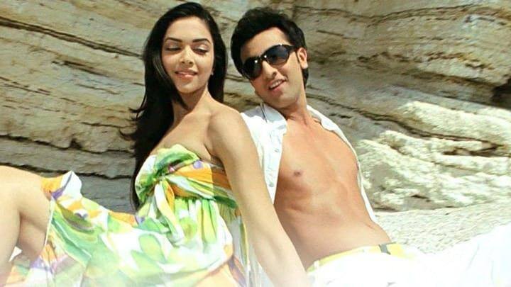 Khuda Jaane — Bachna Ae Haseeno: Ranbir Kapoor and Deepika Padukone’s Khuda Jaane is a gem that brings tropical romance and feel-good vibes right to your playlist. It’s the song to play when the rain turns everything lush and green, reminding you how beautiful love can be.