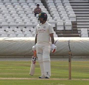 भारतीय फलंदाज इशान किशन सध्या इंग्लंडमध्ये आहे.