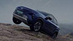 टाटा की दूसरी गाड़ियों से कितनी अलग है Tata Harrier EV? जानें दिल्ली में कितनी है गाड़ी की कीमत