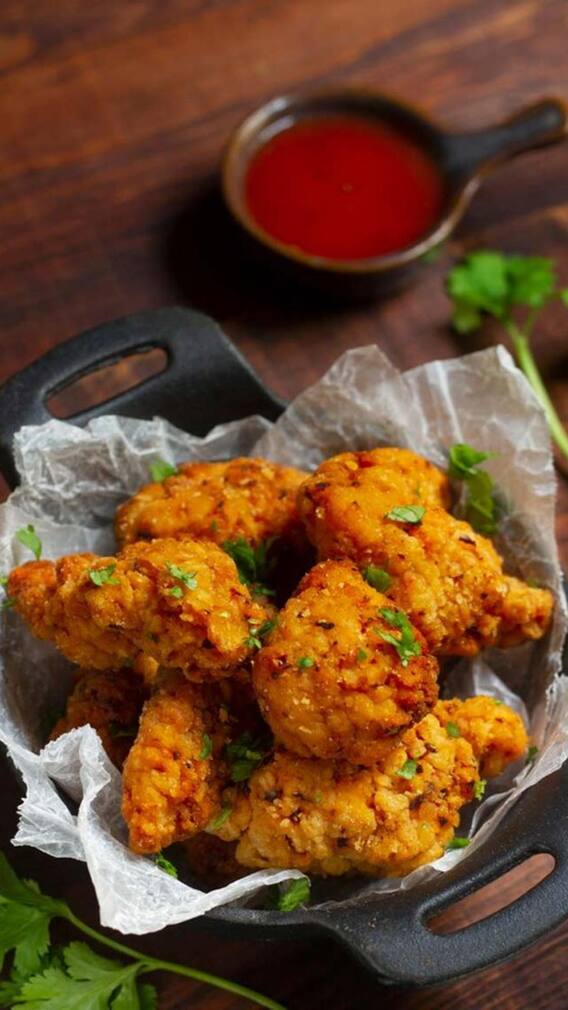 बारिश के मौसम में इन खास व्यंजनों का उठाएं मजा