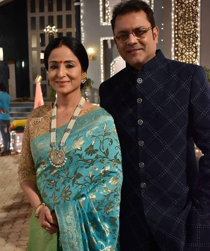 इन दिनों लता साबरवाल सोशल मीडिया पर चर्चा का विषय बनी हुई हैं. हाल ही में एक्ट्रेस ने अपने पति संजीव से तलाक लिया है. दोनों की तलाक की खबरों ने उनके फैंस को बहुत बड़ा झटका दिया है.