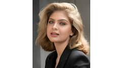 পাঠকদের মনে দাপিয়ে বেড়াচ্ছেন লেখিকা - কিন্তু এখনও হুঁশ ফেরেনি বাংলার