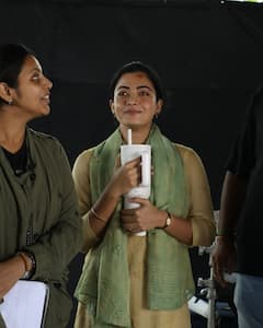 Rashmika Mandanna: మీతో  ఇంత పెద్ద సినిమా చేశాను.. కానీ ఒక్క సెల్ఫీ మాత్రమే ఉంది - రష్మిక పోస్ట్  వైరల్