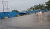 Surat Rain: સુરત સવારથી જ પાણીમાં, જુઓ 13 ઇંચ વરસાદથી જળમગ્ન થયેલા શહેરની તસવીરો...