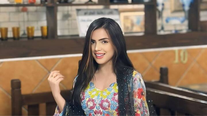 আজমার বাবা-মায়েরও নাকি ডায়াবেটিস ছিল আর তাই তাদের ভাল হাসপাতালে চিকিৎসা করাতে প্রচুর টাকার দরকার ছিল।