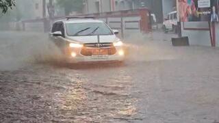 Godhra Rain: ગોધરા શહેરમાં ભારે પવન સાથે તૂટી પડ્યો વરસાદ, અનેક જગ્યાએ ભરાયા પાણી
