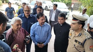 Noida News: राज्यपाल आनंदीबेन पटेल ने नोएडा में डॉ. ए.पी.जे. अब्दुल कलाम तकनीकी विश्वविद्यालय का किया दौरा