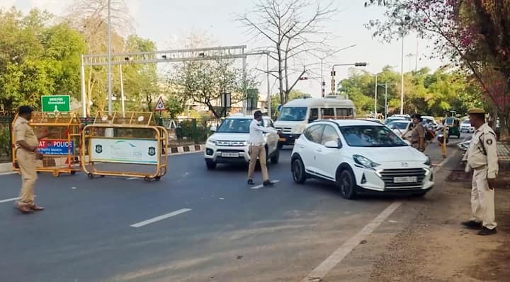 कैमरे गाड़ी की नंबर प्लेट को स्कैन कर उसकी उम्र पहचानेंगे और अगर गाड़ी प्रतिबंधित श्रेणी में आती है, उसे फ्यूल नहीं दिया जाएगा. कोई व्यक्ति नियम का उल्लंघन करता है, तो उसकी गाड़ी जब्त की जा सकती है.