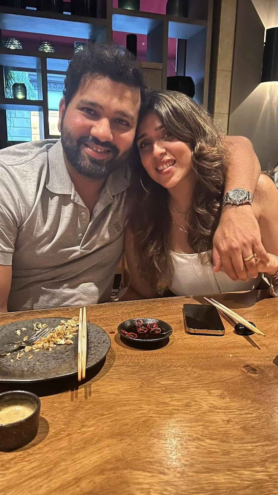 প্রথম সাক্ষাতে ঘুমোচ্ছিলেন 'হিটম্যান'! ২২ গজে প্রেমপ্রস্তাব, এক নজরে রোহিত-রীতিকার কাহিনি