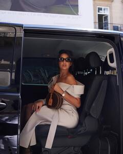 Nora Fatehi: એકદમ સ્ટાઈલિશ લૂકમાં જોવા મળી નોરા ફતેહી, જુઓ તસવીરો