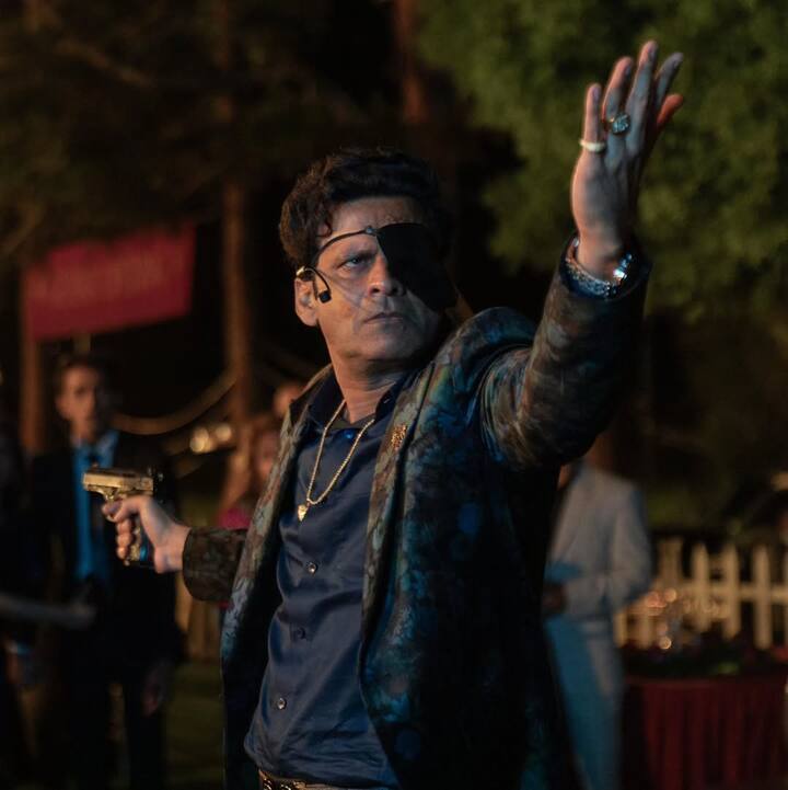 NSD (नेशनल स्कूल का ड्रामा) में एडमिशन के लिए उन्होंने तीन बार अप्लाई किया लेकिन हर बार रिजेक्ट हो गए. लेकिन उन्होंने हार नहीं मानी उन्होंने बैरी जॉन की एक्टिंग स्कूल ज्वाइन की, जहां इतनी अच्छी एक्टिंग की बैरी जॉन भी खुश हो गए. बाद में NSD ने उन्हें गेस्ट फैकल्टी के रूप में बुलाया.