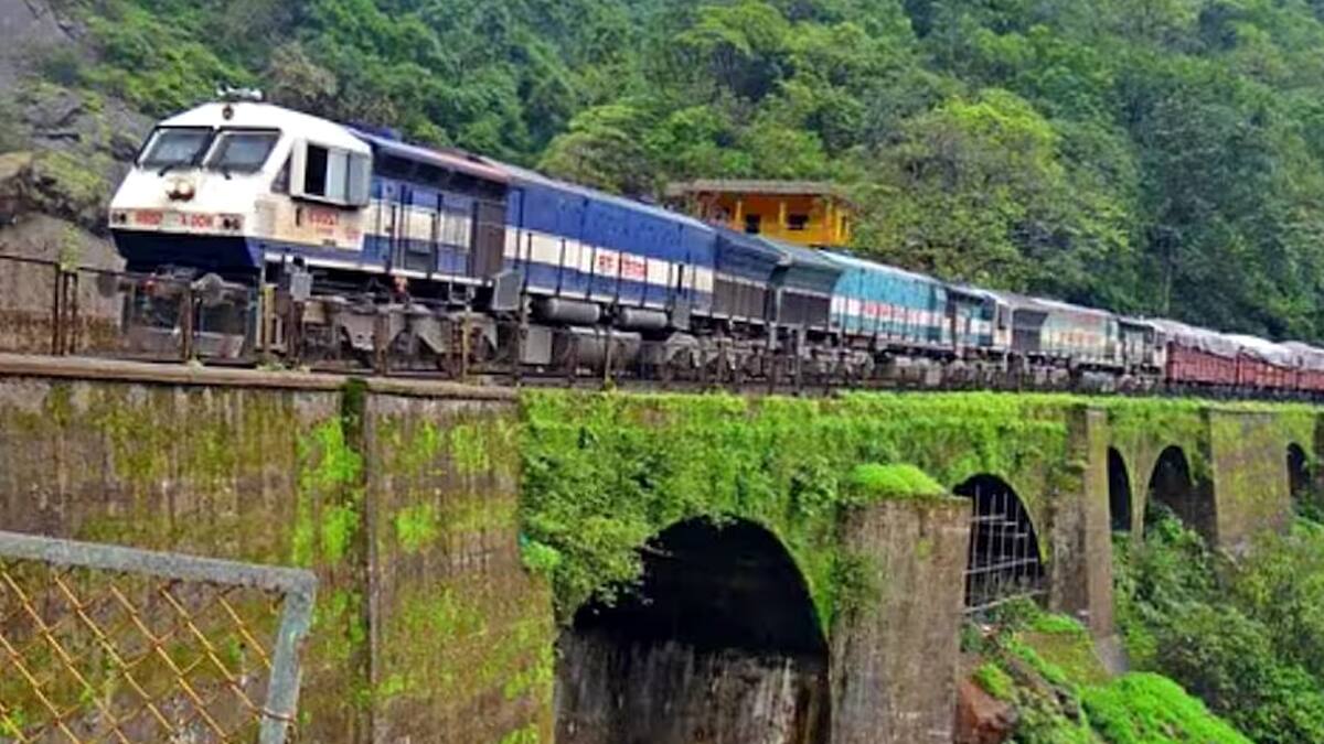 இந்தியாவின் மிக நீளமான ரயில் எது தெரியுமா..? 3.5 கிமீ நீளம், 295 பெட்டிகள் கொண்ட அதிசயம்!