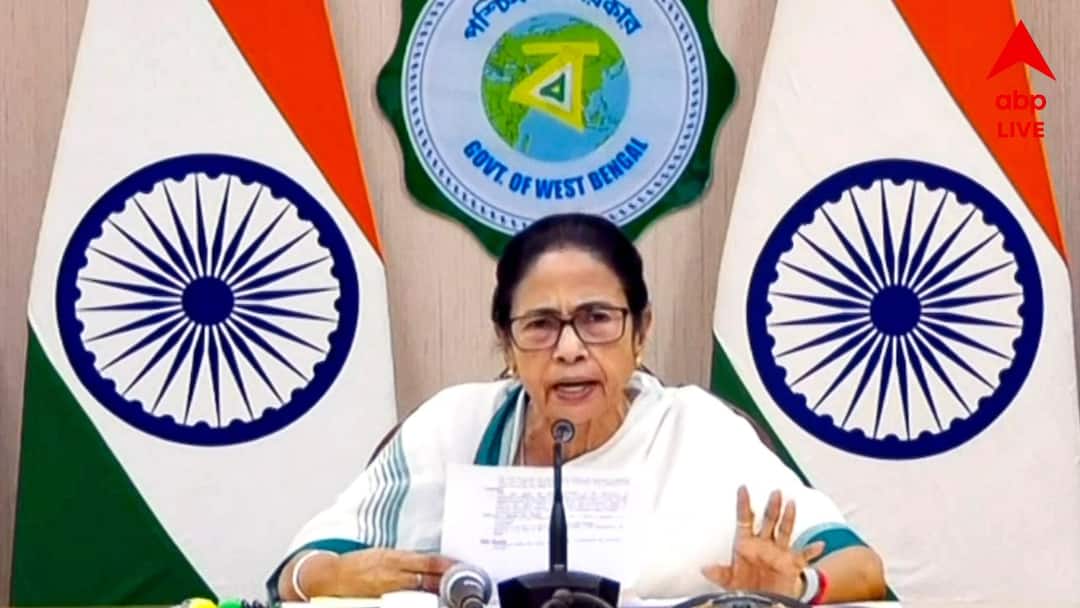 Mamata Banerjee expresses concern over harassment of Bengal migrants in various states Mamata Banerjee: বাংলা ভাষায় কথা বললে আটকে রাখা হচ্ছে, বিজেপি শাসিত রাজ্যের বিরুদ্ধে সরব মুখ্যমন্ত্রী