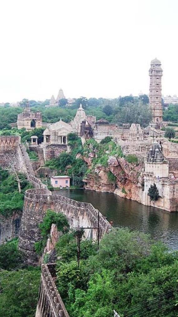 ये हैं राजस्थान की 10 शानदार जगहें