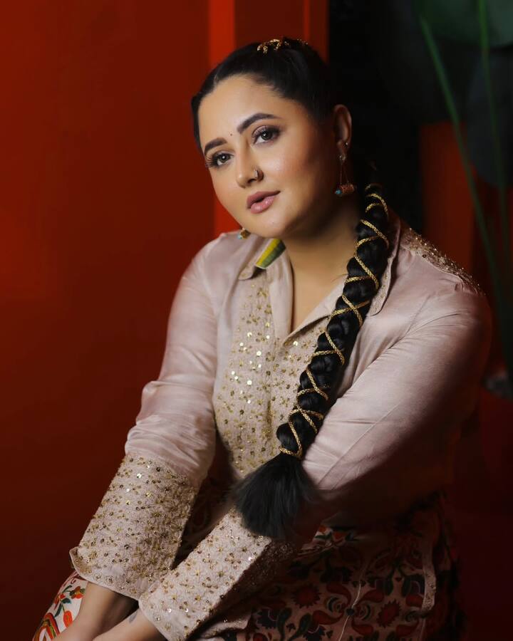 रश्मि ने बताया कि उनके साथ हरियाणा के फाइव स्टार होटल में एक डरावनी घटना घटित हुई थी.