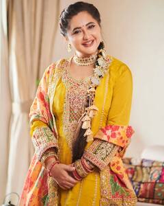 'रात को पौने 3 बजे टीवी ऑन हुआ और कोई बेड पर आकर बैठा...'डर के मारे एक्ट्रेस की हो गई ऐसी हालत