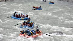 ऋषिकेश में रिवर राफ्टिंग हुई बंद, गंगा का जलस्तर बढ़ने पर लिया गया फैसला