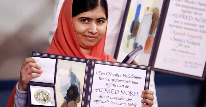 1. मलाला युसुफझाई मलालाला 2014 मध्ये वयाच्या 17 व्या वर्षी तरुणांच्या दडपशाहीविरुद्ध आणि सर्व मुलांच्या शिक्षणाच्या अधिकारासाठी संघर्ष केल्याबद्दल नोबेल शांतता पुरस्कार मिळाला.
