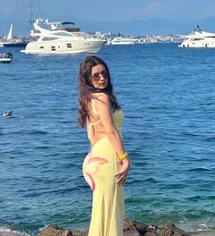 Avneet Kaur : अवनीत कौरचं भलतंच बोल्ड फोटोशूट; वाढवलं इंटरनेटचं तापमान!