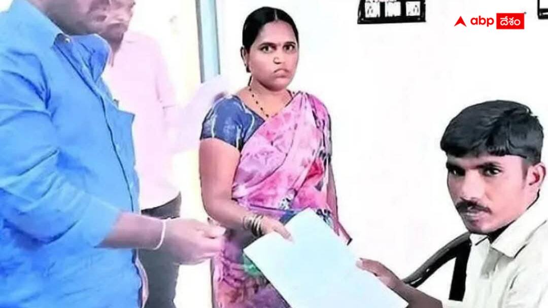Mistakes in Talliki Vandanam troubling mothers Andhra Talliki Vandanam: పిల్లలకు తల్లికి వందనం డబ్బులిస్తారా? 26 ఎకరాలిస్తారా? - ఏపీ సర్కార్‌కు మహిళ సూటి ప్రశ్న