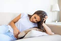 सुबह खाली पेट शहद में डुबोकर खाएं किशमिश, 1 नहीं इन 6 बीमारियों से रहेंगे दूर