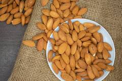 ਪ੍ਰੋਟੀਨ ਪਾਊਡਰ ਦੀ ਨਹੀਂ ਪਵੇਗੀ ਲੋੜ, ਘਰ 'ਚ ਇਦਾਂ ਬਣਾਓ ਚਾਰ ਚੀਜ਼ਾਂ ਦਾ ਸ਼ੇਕ