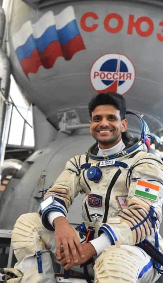 சுபான்சு சுக்லா பெற்ற விருதுகள் பற்றி தெரியுமா.?