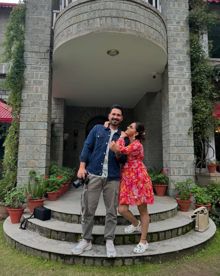 इसके पीछे की वजह ये थी कि रुबीना ने एक बार एक्टर के लिए करवाचौथ का व्रत रखा है. 4 साल डेट करने के बाद इनका ब्रेकअप हो गया.