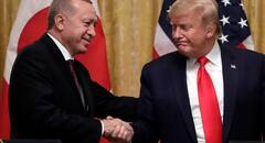 तुर्किए के राष्ट्रपति एर्दोगन से हाथ मिलाया, कान में कुछ बोला और फिर अपने कोट में क्यों झांकने लगे ट्रंप?