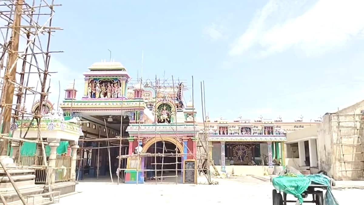 திருவெண்காடு புதன் ஸ்தலத்தில் 9 ஆண்டுகளில் மீண்டும் குடமுழுக்கு... துர்கா ஸ்டாலின் சொந்த ஊர் என்பதால் அவசர நிதி ஒதுக்கீடு? - பக்தர்கள் அதிர்ச்சி