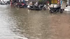 સુરતના બારડોલીમાં 2 કલાકમાં સાડા ત્રણ ઈંચ વરસાદ, અનેક વિસ્તારમાં ભરાયા પાણી