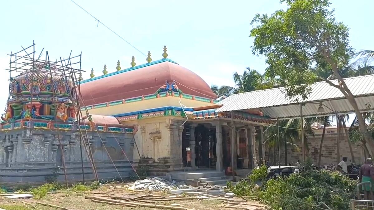 திருவெண்காடு புதன் ஸ்தலத்தில் 9 ஆண்டுகளில் மீண்டும் குடமுழுக்கு... துர்கா ஸ்டாலின் சொந்த ஊர் என்பதால் அவசர நிதி ஒதுக்கீடு? - பக்தர்கள் அதிர்ச்சி