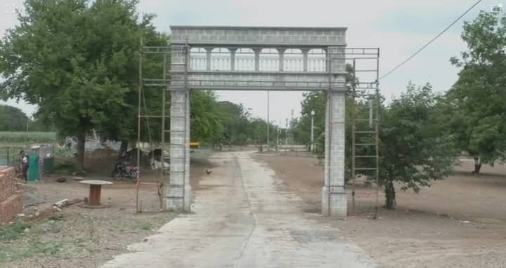Ashadhi Wari 2025 : संत ज्ञानेश्वर आणि संत तुकाराम महाराजांची पालखी पंढरपूरच्या दिशेने येत असताना लाखो भाविकांना निवासाच्या ठिकाणी सोलापूर जिल्ह्यातील सर्व पालखीतळ मजबूतीकरणाचे काम पूर्ण झाले आहे.