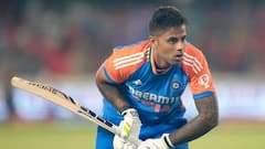 Suryakumar Yadav Surgery : अरे देवा... टीम इंडियाचा 'सूर्या' हॉस्पिटलमध्ये, बेडवरचा फोटो व्हायरल, नेमकं काय झालं?