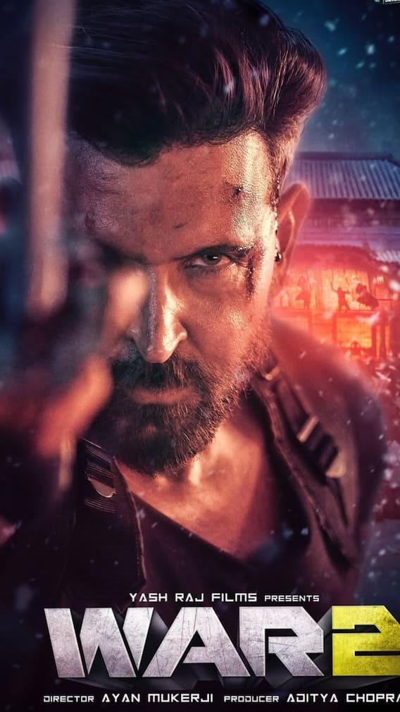 'वॉर 2' के धमाकेदार नए पोस्टर हुए रिलीज