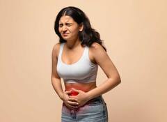 ચોમાસામાં અચાનક કેમ વધી જાય છે પેટમાં દુખાવો ? જાણો તેના કારણો