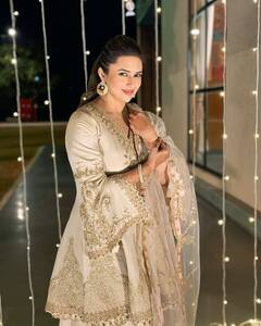 राइफल शूटिंग में गोल्ड मेडलिस्ट, बनना चाहती थी आर्मी अफसर फिर कैसे बन गईं दिव्यांका टॉप एक्ट्रेस?