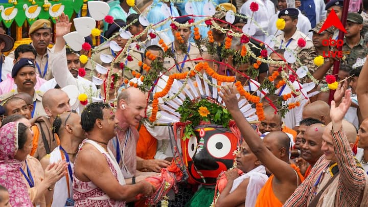 Mamata Banerjee: আজ রথযাত্রা। দিঘার জগন্নাথ মন্দিরে প্রথম রথযাত্রা উপলক্ষে সাজো সাজো রব।