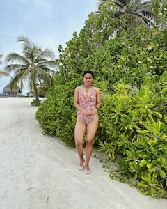 Shraddha Srinath: బికినీ, స్విమ్ సూట్‌లో శ్రద్ధా శ్రీనాథ్... కల కాదు, నిజమే... ఫోటోలు చూడండి