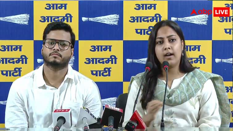 डीयू में छात्रों की मदद के लिए मैदान में उतरा एसैप, एडमिशन हेल्प डेस्क और हेल्पलाइन नंबर किए जा