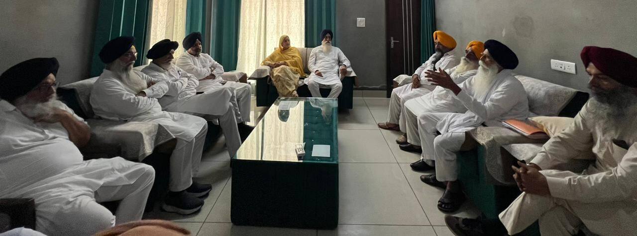 ਅਕਾਲੀ ਦਲ ਨੂੰ ਘੇਰਾ ਪਾਉਣ ਲਈ ਤਿਆਰ ਹੋ ਰਿਹਾ ‘ਸਾਂਝਾ ਪੰਥਕ ਪਲੇਟਫਾਰਮ’ ! ਭਰਤੀ ਕਮੇਟੀ ਤੇ ਅੰਮ੍ਰਿਤਪਾਲ ਦੀ ਪਾਰਟੀ ਦਾ ਹੋਇਆ ਸਮਝੌਤਾ ?