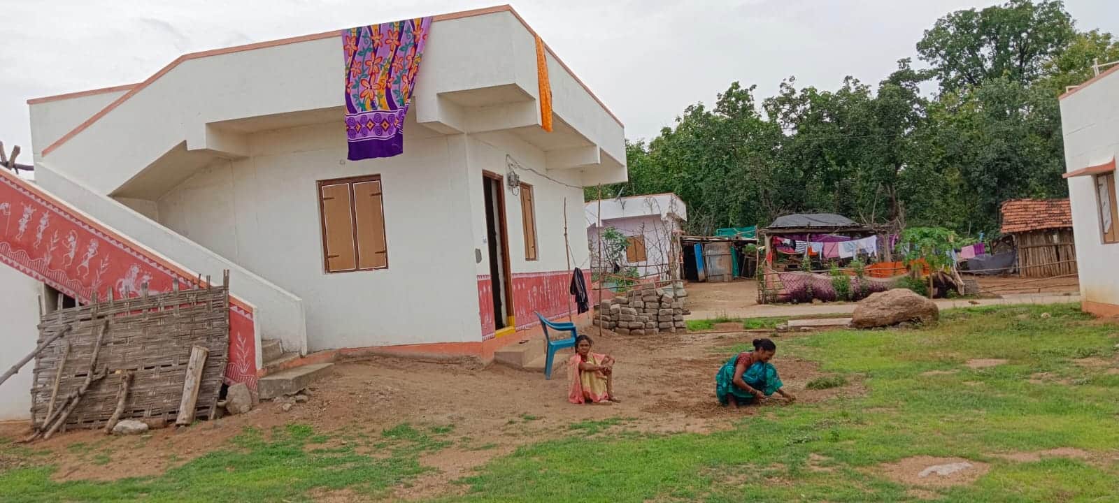 Adilabad Latest News: ఆదిలాబాద్‌ జిల్లా గిరిజనుల అల్టిమేటం- టైగర్ జోన్‌లోకి వెళ్లిపోతున్నామని హెచ్చరిక !