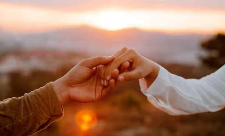 ਵਨ ਡੇ ਸਟੈਂਡ ਵਿੱਚ ਡੇਟਿੰਗ, ਜਾਂ ਕਿਸੇ ਨਾਲ ਕੁਝ ਸਮਾਂ ਬਿਤਾਇਆ ਵੀ ਹੋ ਸਕਦਾ ਹੈ, ਜੋ ਕਿ ਬਿਨਾਂ ਕਿਸੇ ਫਿਊਚਰ ਪਲਾਨ ਤੋਂ ਖਤਮ ਹੋ ਸਕਦਾ ਹੈ