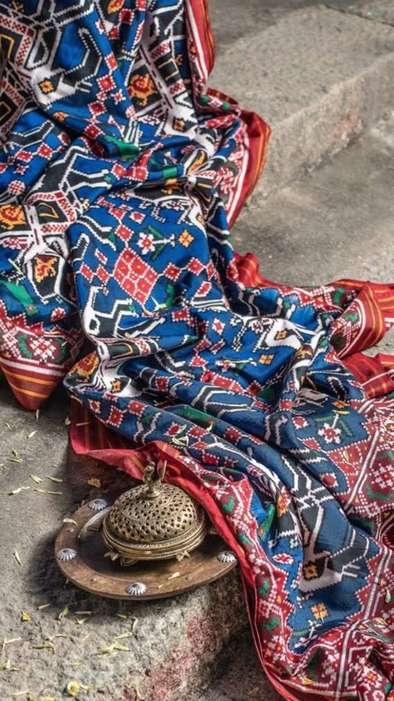 10 Iconic Indian Prints Every Ethnic Fashion Lover Must Own